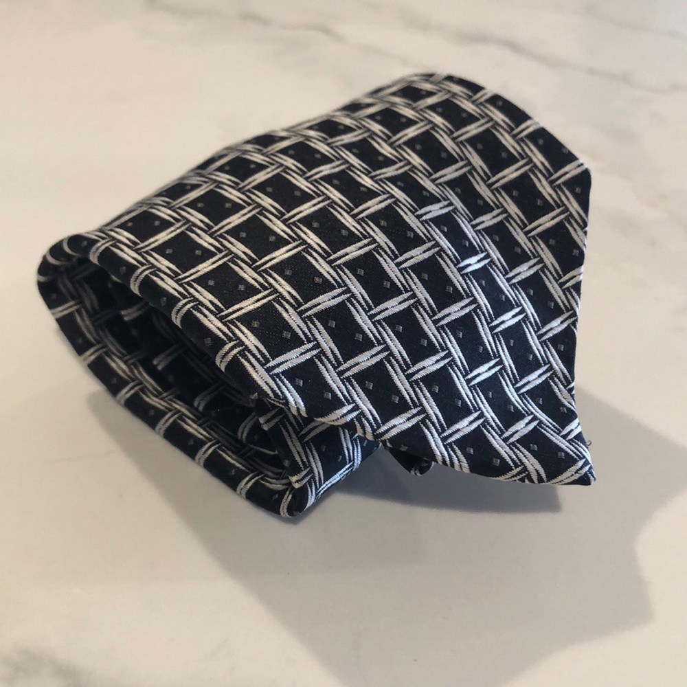 Bugatti Black and Silver Tie